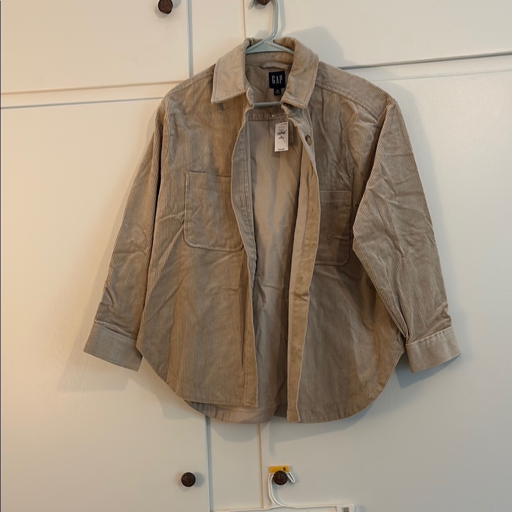 GAP Beige Corduroy Shirt Jacket in MP